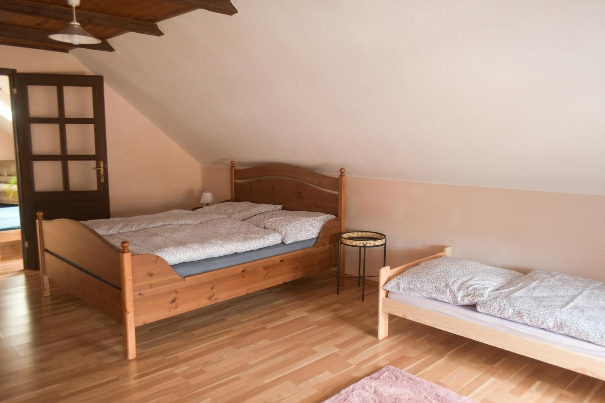 Apartman U Zamku Jindřichŭv Hradec Esterno foto